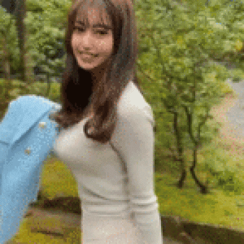 【動画あり】まんさん、お乳をプルンプルンしちゃうの画像