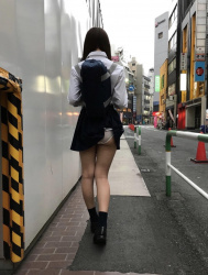 【画像】でっかいおっぱいの女子高生の画像