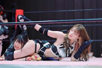 【画像】最近の女子プロレス、シコいｗｗｗｗｗｗｗｗｗｗｗｗｗｗｗｗｗｗｗｗｗｗｗｗの画像