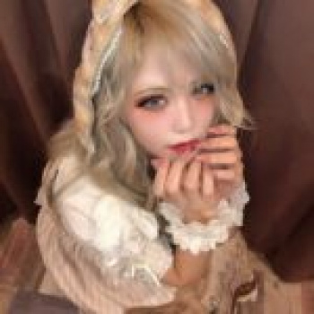 【画像】このギャルの全身に塗ったチョコの画像