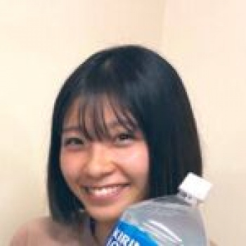 【画像】陸上部JDさん、どうしてもケツがはみ出てしまうの画像