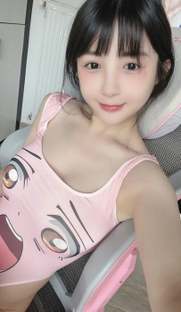 【悲報】中国のコスプレイヤーえなこよりかわいい上にエチエチでジャップ死亡wの画像