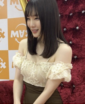 【朗報】鈴村あいり（30）、余裕でイケるの画像
