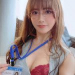 【画像】あまり大きくないおっぱいの画像