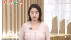 【画像】佐藤ちひろアナ　セクシーニットで胸元くっきり！！の画像
