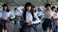 【動画】JK3人組、乳を揺らしながらダンスしてしまうwwwwwwwwwwの画像