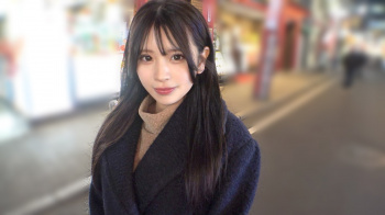 【画像】先週彼氏と別れたばかりのみなちゃん22歳のポロリ具合がエロいの画像
