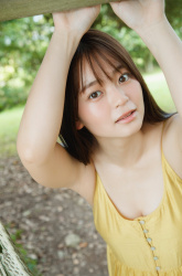 【画像】涼井菜生の水着75枚、ボリュームがもう反則wwwの画像