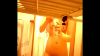 自宅の脱衣所で盗撮された生々しい画像の画像