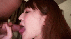 舌でペロペロフェラする女の子wwwの画像