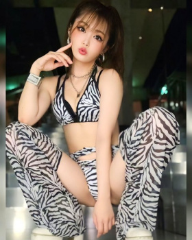 【18歳現役JD】趣味がダンスなショートカット美少女がエロエロモードで腰フリMAXの画像