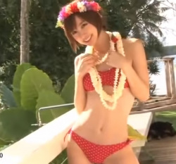 篠田麻里子の不倫が話題になっているけど、気にせずいつも通りエッチな動画で気持ちよくなります。の画像