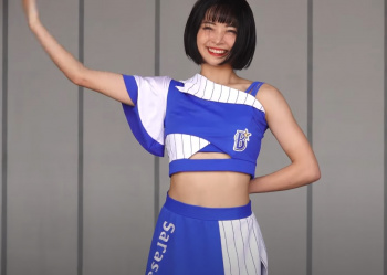 【動画まとめ】横浜ベイスターズのチアリーダーで一人可愛すぎるコがいる件。超素晴らしい!最高!の画像