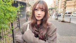 【素人】「こんなウブな見た目でやることやってんすね~」テーマパークスタッフの20歳の童顔ロリ巨乳の美少女!の画像