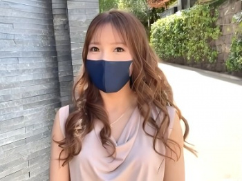 【人妻ナンパ企画】『欲求不満で…』顔面最強の痴女の美熟女が乳首責めフェラ立ちバック騎乗位セックスで中出し【素人エロ動画】の画像