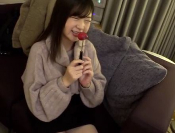 ヤリマン女子大生はロリ顔の癖におち❍ぽを転がすのが得意すぎるの画像
