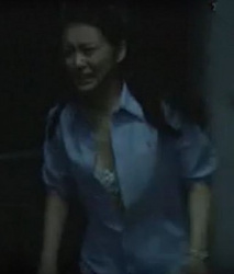 武井咲、ブラがずれて乳首丸出し放送事故wwwwwwwwwwwwwwwwの画像