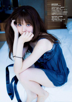 松村沙友理、ノーブラで乳首が見えてしまう痛恨のミスwwwwwwwwwwの画像