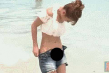 鈴木奈々、パンティーずらして陰毛マンコ丸出し放送事故wwwwwの画像