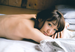 【全裸ヌード】大島優子、おっぱい尻丸出し！デジタル写真集『WORK』『LIFE』もたまらん！の画像