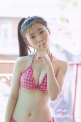 【画像】金澤亜美、初水着がエロい！1st写真集ビキニ先行カット公開！僕が見たかった青空の画像