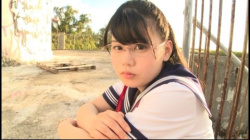 新城玲香 純真無垢な感じのお嬢さんのピチピチボディー！の画像