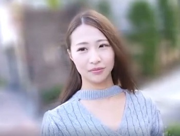 【自宅訪問】『まだ出しちゃだぁめ♡』M男にドS痴女本能に目覚めた巨乳美女！顔面踏みつけ＆騎乗位で変態中出しセックス♡の画像