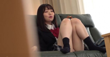 【JK盗撮】かわいい女の子はお家で無防備なので色んなところで盗撮したったwwの画像