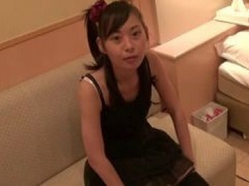 オタクと余裕で円光する不思議系美少女の画像