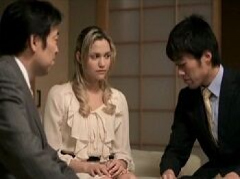 ブロンド美女という強力な性接待要員を持つ会社の画像