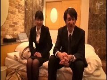 企画に乗せられ男女の関係になった妻子持ちの上司と部下の行方の画像