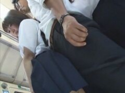 JK「男なんてちょっと身体を密着させて見つめれば簡単に釣れるじゃんｗｗｗ」の画像