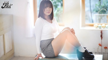 Hカップ爆乳でパンティを脱ぐとびっしりアナルまでボーボボな19歳JDがAVデビュー！の画像