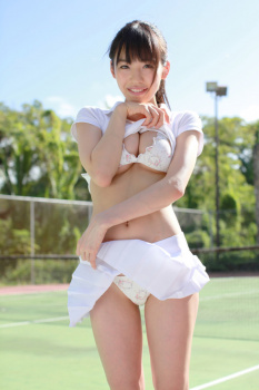 懐かしすぎグラドル清水みさとが7年ぶりに週プレに登場した件の画像