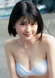 山田南実 正統派美少女の純白ビキニおっぱいセクシー画像の画像