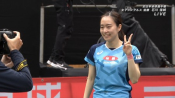 石川佳純 女子卓球の引き締まった太ももの健全な目線画像(全日本編2021)の画像