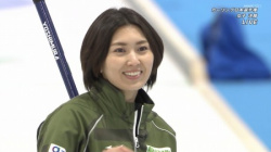 女子カーリング 下半身の安定感と上半身の開放感の健全な目線画像(日本選手権編2021)の画像