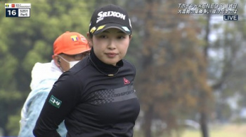 小祝さくら 女子ゴルフ賞金ランキング首位浮上の健全な目線画像の画像