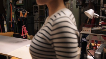 有村架純さん、ドラマで胸をブルンブルン揺らしまくるの画像