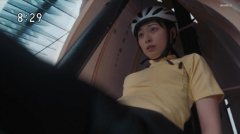 福原遥さん、胴上げのどさくさに紛れてお尻を触られてしまうの画像