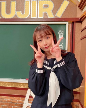 【画像】宇垣美里さん(31)、セーラー服姿が可愛いと話題wwwwwの画像