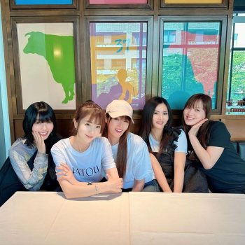 【画像】深キョン(40)とほしのあき(46)さんの現在ｗｗｗｗｗの画像