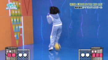 最近の日向坂さん、ドッジボールでパン線を見せつけるの画像