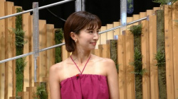 【画像】安田美沙子さん(43)、水着の日焼け跡が生々しいwwwwwの画像