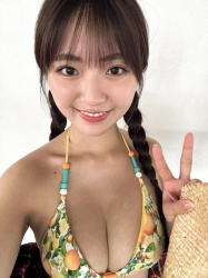 【画像】元ウルトラマン女優さん、水着からニプレスがハミ出てしまうｗｗｗｗｗの画像