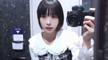 【動画】あのちゃん、普通にパンツを見せるｗｗｗｗｗの画像