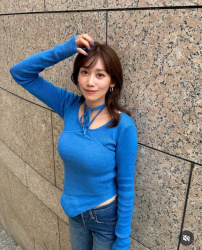 【悲報】元NHK・中川安奈アナ(32)、「谷間はNG」の画像