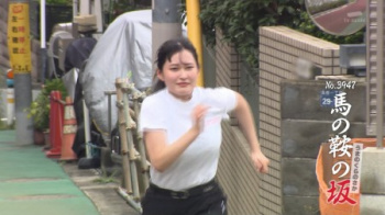 【画像】Iカップグラドルさん、全力でバインバイン揺らしてしまうの画像