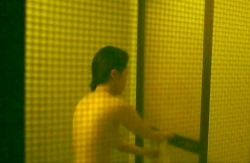 【民家風呂盗撮動画】無防備に風呂に入る女性GET!!の画像
