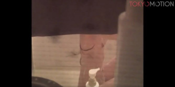 【民家風呂盗撮動画】ほんの小さな窓の隙間から微美乳を複数!!の画像